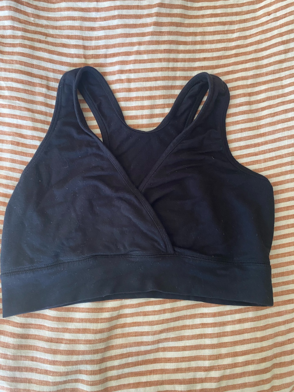 Kindred Bravely Black Racerback Seamless nursing Bra LARGE soft rayon